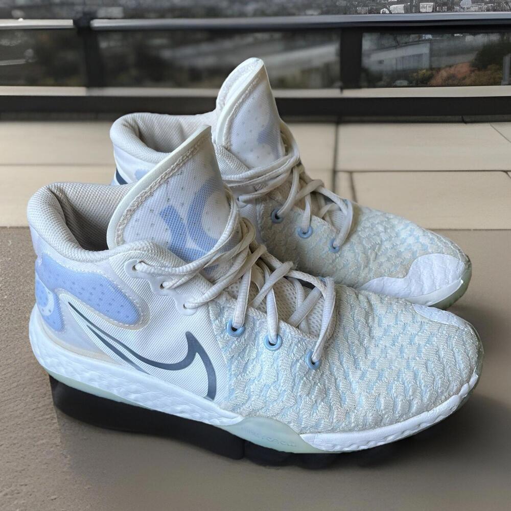 Nike White and Blue Men's Shoes